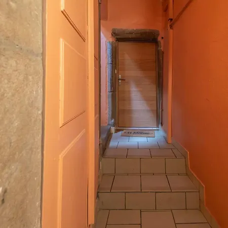 Passage De L’evêché