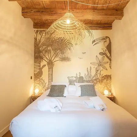 Passage De L'eveche * アヌシー