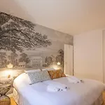 Passage De Leveche アヌシー